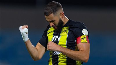 عاجل.. بنزيما يتعرض لإصابة قوية قبل 4 أيام من مواجهة الهلال في كلاسيكو الدوري السعودي