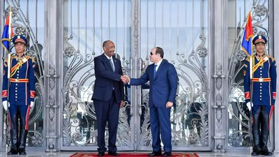 العالم اليوم.. تفاصيل لقاء السيسي والبرهان وموعد قرعة السوبر الإفريقي 