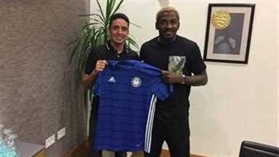 عاجل| إصابة بالغة وتحطيم زجاج.. كواليس أزمة أجايي مع سموحة