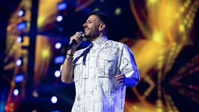 حماقي يتألق بأحدث اغنياته 