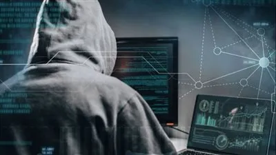 محلل سياسي: فرنسا فشلت في حماية المؤسسات من القرصنة الإلكترونية