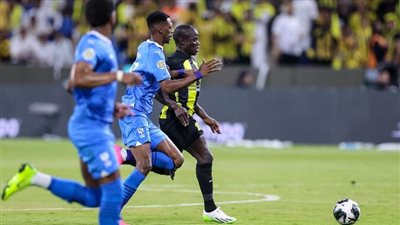  موعد والقنوات الناقلة لمباراة الهلال والاتحاد في دوري روشن السعودي 1445 والتشكيل والترتيب