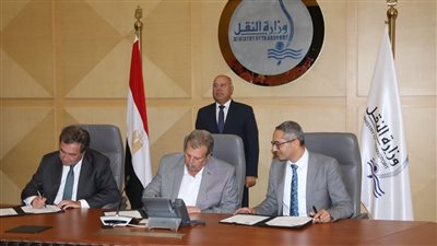 النقل: توقيع عقد تطوير الإشارات والاتصالات بالسكة الحديد بطول 125 كيلومترا