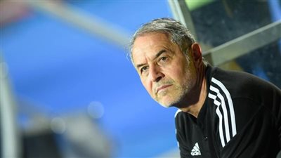 إعلامي سعودي يفجر مفاجأة كبرى حول رحيل كولر عن الأهلي