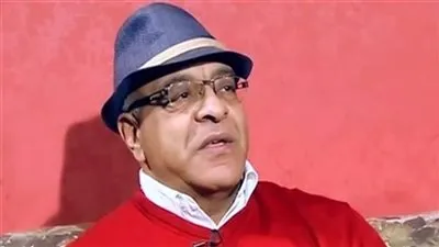 حسام حسني يكشف آخر تطورات الحالة الصحية للشاعر عنتر هلال (فيديو)