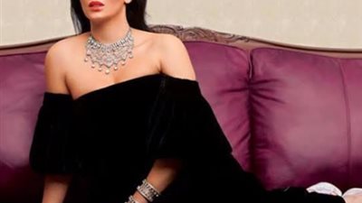 بعد تصدرها التريند.. شاهدي فساتين حورية فرغلي لإطلالة أنيقة ومبهجة