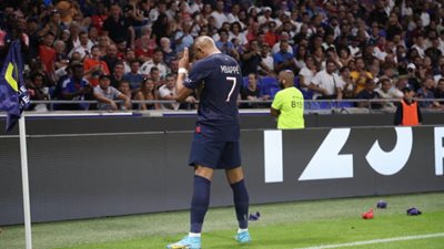 عاجل.. باريس سان جيرمان يعلن تشخيص إصابة مبابي 