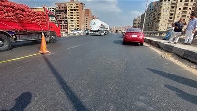 هبوط جزئي بكوبري بنها على الطريق الزراعي (صور)