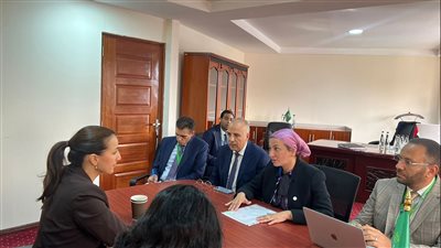 وزير البيئة تلتقى ونظيرتها الإماراتية لبحث تعزيز التعاون الثنائى البيئي