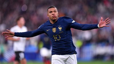 مفاجأة لـ ريال مدريد.. مبابي يصدم باريس سان جيرمان بهذا القرار 