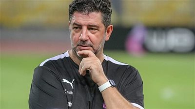 فيتوريا: مباراة الجزائر مهمة وصعبة وهدفنا الفوز 