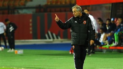 عاجل.. كولر ينقلب على نجم الأهلي ويطلب رحيله قبل غلق باب الميركاتو