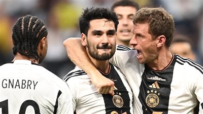 ناجلسمان يستعين بشتوتجارت لتعزيز دفاع 