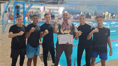 بمشاركة 400 لاعب.. أبناء نجع حمادي بقنا يحققون مراكز أولى في بطولة الأقصر للسباحة