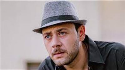 محمد علي رزق يشيد  بفيلم 