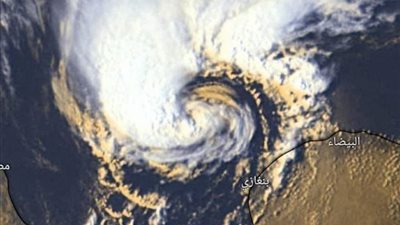 عاصفة دنيال- ظهور عاصفة دنيال علي سواحل الشماليه المصرية