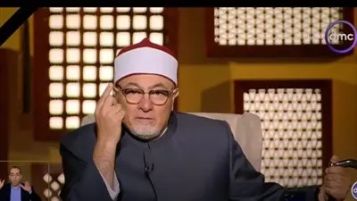 كيف يكون الإنسان سعيدا في حياته؟.. خالد الجندي يجيب