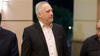 بسبب والدته.. تامر أمين يتصدر محركات البحث جوجل