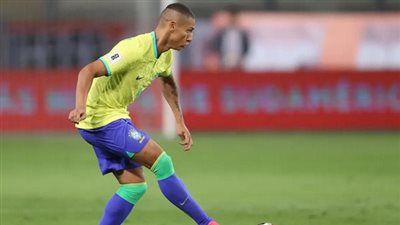 ريتشارليسون: سوف أذهب إلى طبيب نفسي