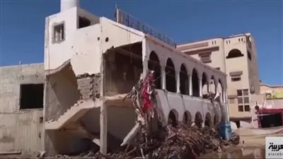 فيديو.. انتشار الجثث في شوارع ليبيا يهدد بانتشار الملاريا والكوليرا وأمراض مميتة!