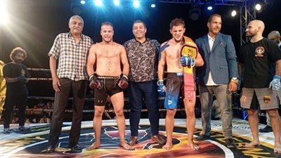 وزير الرياضة يهنئ العقيد أبو ستيت بفوزه في بطولة الفنون القتالية المختلطة