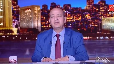 تعليق مثير من عمرو أديب على انتقال مدحت شلبي إلى 