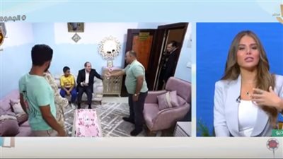 رب الأسرة التي زارها السيسي يكشف تفاصيل لقاء الرئيس بمنزله (فيديو)