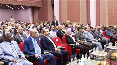  محافظ أسوان يشارك في فعاليات الاحتفال باليوم العالمي لسلامة المريض