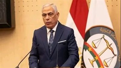 وزيرالأوقاف يهنئ المستشار محمد شوقي لتعيينه نائبًا عامًّا