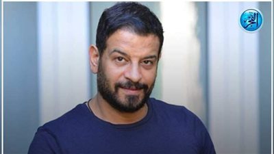 صدمة في الوسط الفني.. رحيل الفنان اشرف مصيلحي بعد صراع مع المرض عن عمر 49 عاما