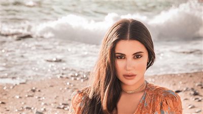 بإطلالة ساحرة.. هدى الإتربي تخطف الأنظار في أحدث ظهور لها 