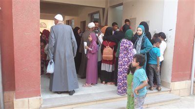 مناظرة 596 حالة بقافلة جنوب الوادي الطبية بقرية سلاجة في نجع حمادي