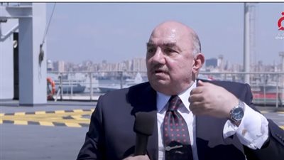 مدير الكلية البحرية السابق: الميسترال المصرية تحمل آلاف الأطنان من المساعدات إلى ليبيا