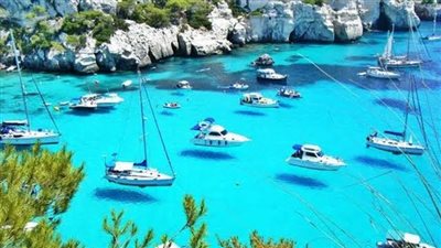 جزيرة مايوركا الإسبانية تتعرض لفيضانات عارمة عقب هطول أمطار غير مسبوقة