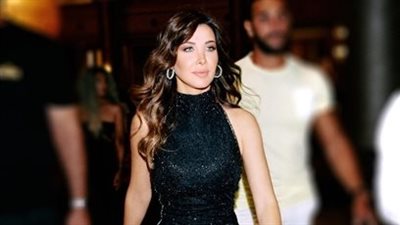 بفستان جريئ.. نانسي عجرم تتألق في حفلتها الأخيرة بمدينة شرم الشيخ 