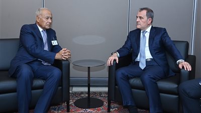 أبو الغيط ووزير خارجية أذربيجان يؤكدان أهمية تعزيز التعاون العرب الآذري