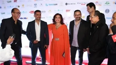 أبرزهم إلهام شاهين وحسين فهمي ومحمود حميدة... نجوم الفن يشعلون الأجواء بمهرجان الغردقة لسينما الشباب