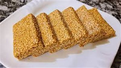 حلاوة المولد 2023.. طريقة عمل السمسمية (مقادير ومكونات في كل بيت)