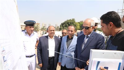 محافظ الجيزة يتابع أعمال إنشاء المحاور المرورية الجديدة