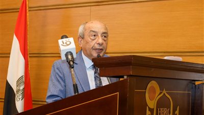 نقيب المهندسين: النقابة جاهزة للتعاون في تطوير صناعة البناء بمصر