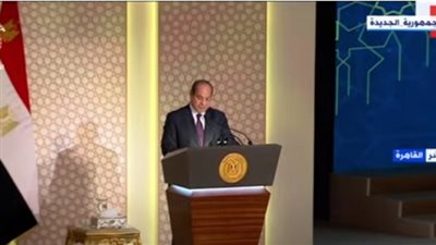 السيسي: في أمه شبابها بهذا العدد والحجم والقدرة وتخاف من بكرة (فيديو)
