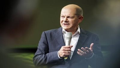 بيلد: شولتس يقنع الحكومة بدعم نظام اللجوء الأوروبي