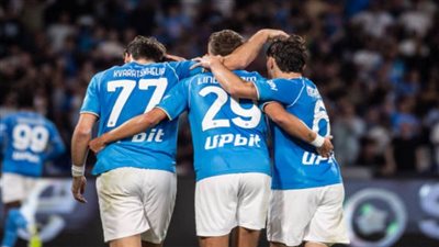 كفاراتسخيليا يقود تشكيل نابولي الرسمي لمواجهة يونيون برلين في دوري أبطال أوروبا