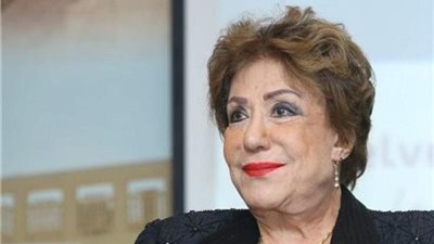 سميحة أيوب ترد على انتقادات تدريس سيرتها في المناهج: 