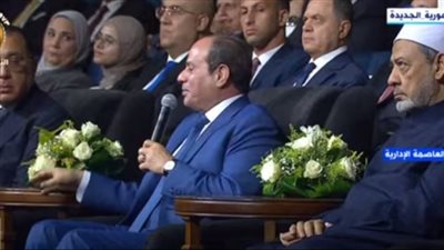 عاجل| السيسي: في إيدينا نوقف قطع الكهرباء.. بس الوزير مش بيدفع اللي عليه