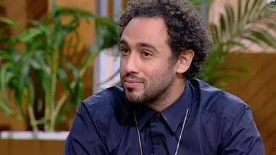 بحضور نجوم الفن.. رامي عاشور يرفع شعار كامل العدد في أولى حفلاته الغنائية بساقية الصاوي 