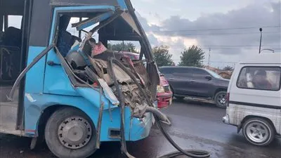 إصابة 9 عمال بشركة نهضة مصر في حادث تصادم بصحرواي الإسكندرية 