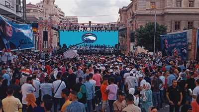 الآلاف بالإسكندرية يحتشدون في القائد إبراهيم احتفالا بذكرى أكتوبر وتأييدا للسيسي (صور)