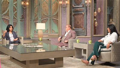 الليلة.. صلاح عبد الله وبناته ضيوف 