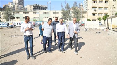 جولة صباحية لمحافظ الغربية لمتابعة أعمال الرصف والتطوير بالمحلة الكبرى (صور)